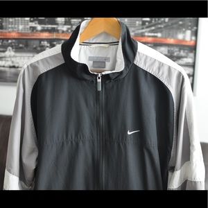 Nike Windbreaker Large Black Grey White